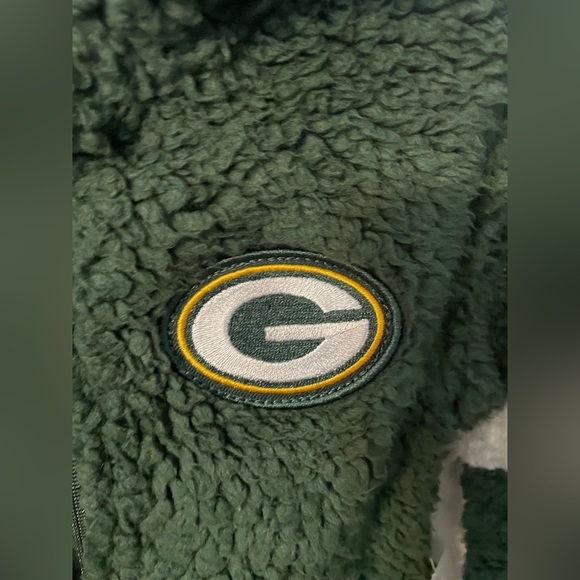 NFL apparel 18 months Green Bay Packers fuzzy fleece zip up sleeper - Picture 5 of 16